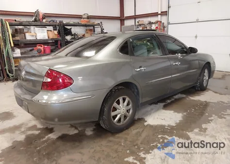 2007 Buick Lacrosse Cx z USA, uszkodzony, nr VIN 2G4WC582471247424